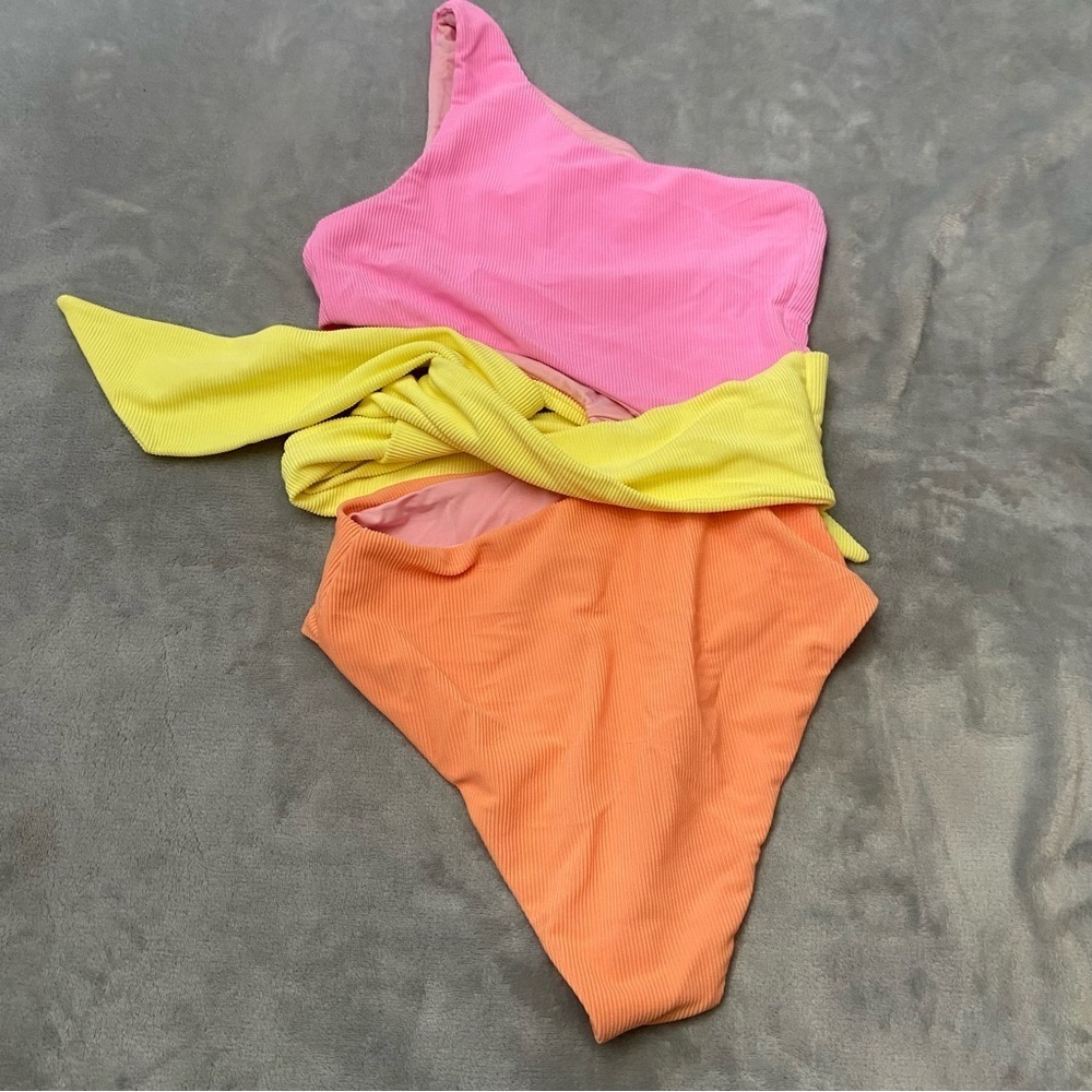 New! Beach Riot Carlie Fruity Colorblock One Piece Swimsuit 24038 - Picture 11 of 12